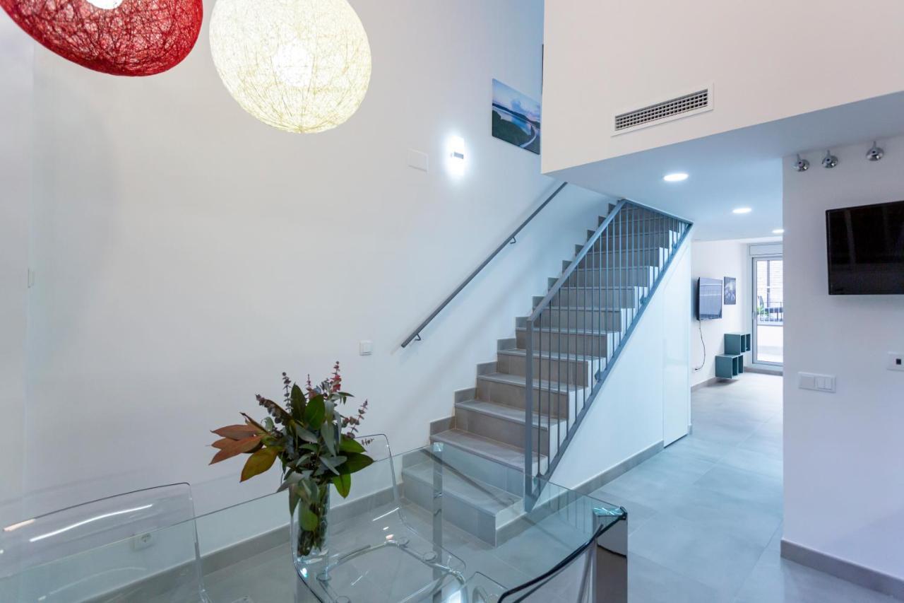 8 Lacus Duplex L’Hospitalet de Llobregat Exterior foto