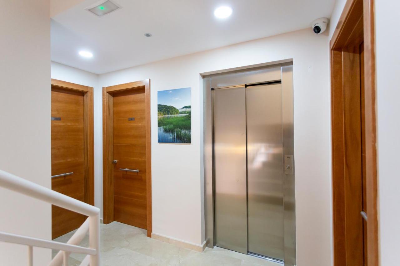 8 Lacus Duplex L’Hospitalet de Llobregat Exterior foto